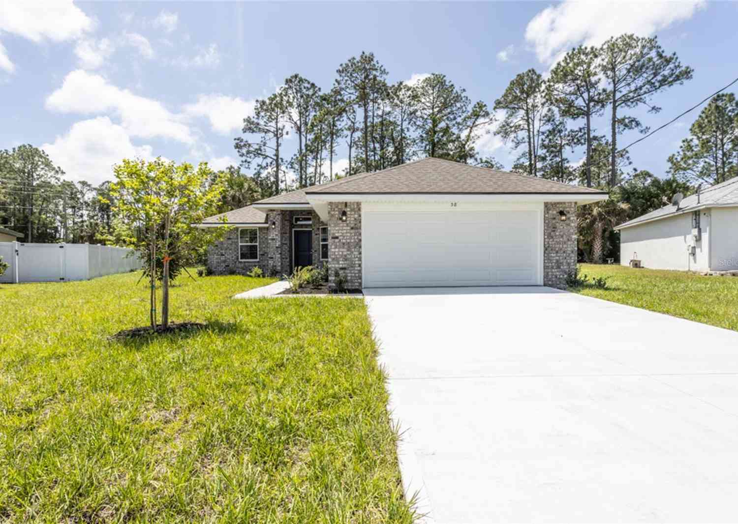 Homes For Sale - 79 Port Royal Drive<br/> PALM COAST, FL 32164