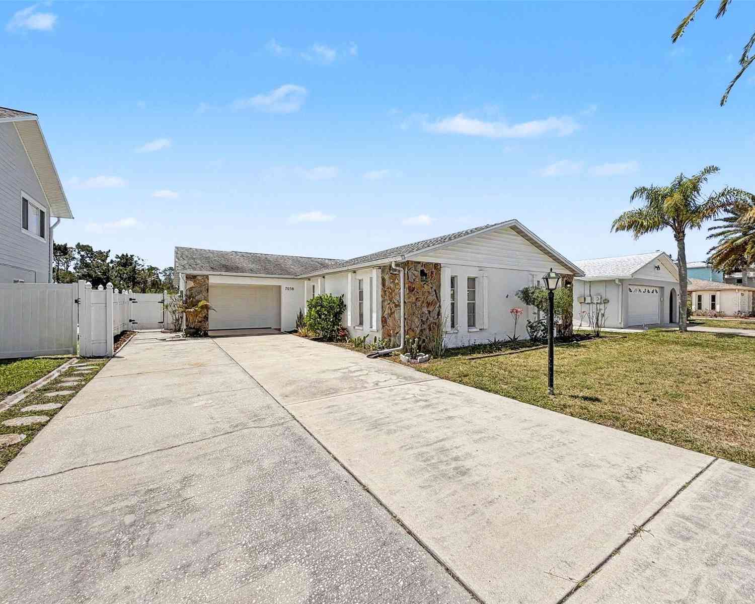 Homes For Sale - 7038 Southwind Drive<br/> HUDSON, FL 34667