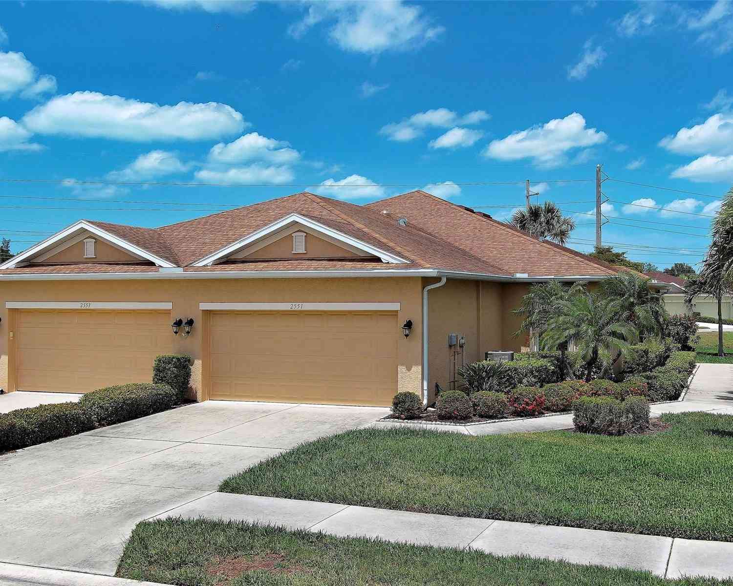Villa For Sale - 2551 Terracina Drive<br/> VENICE, FL 34292