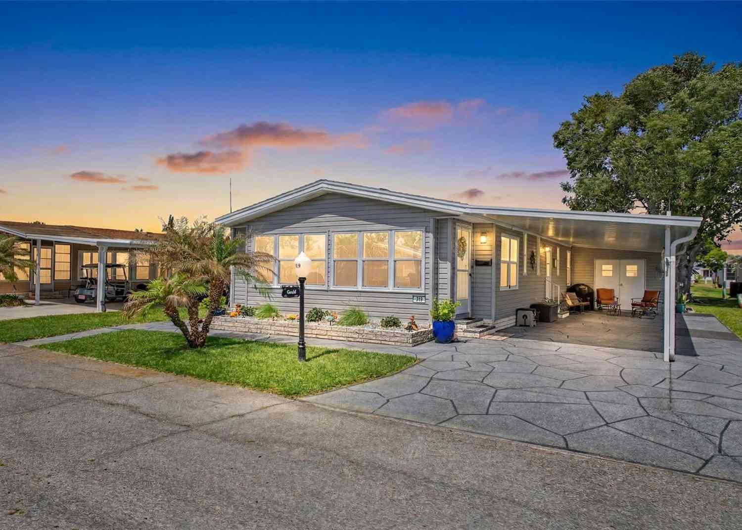 Mobile Home For Sale - 319 Melbourn Drive<br/> HAINES CITY, FL 33844