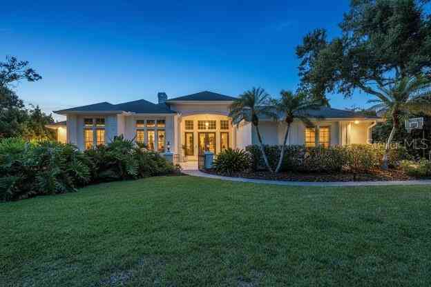 Homes For Sale - 5016 Cherry Laurel Way<br/> SARASOTA, FL 34241