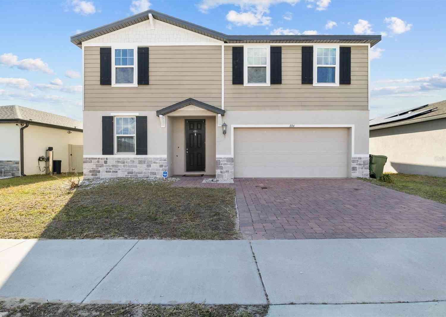 Homes For Sale - 884 Cambridge Drive<br/> WINTER HAVEN, FL 33881