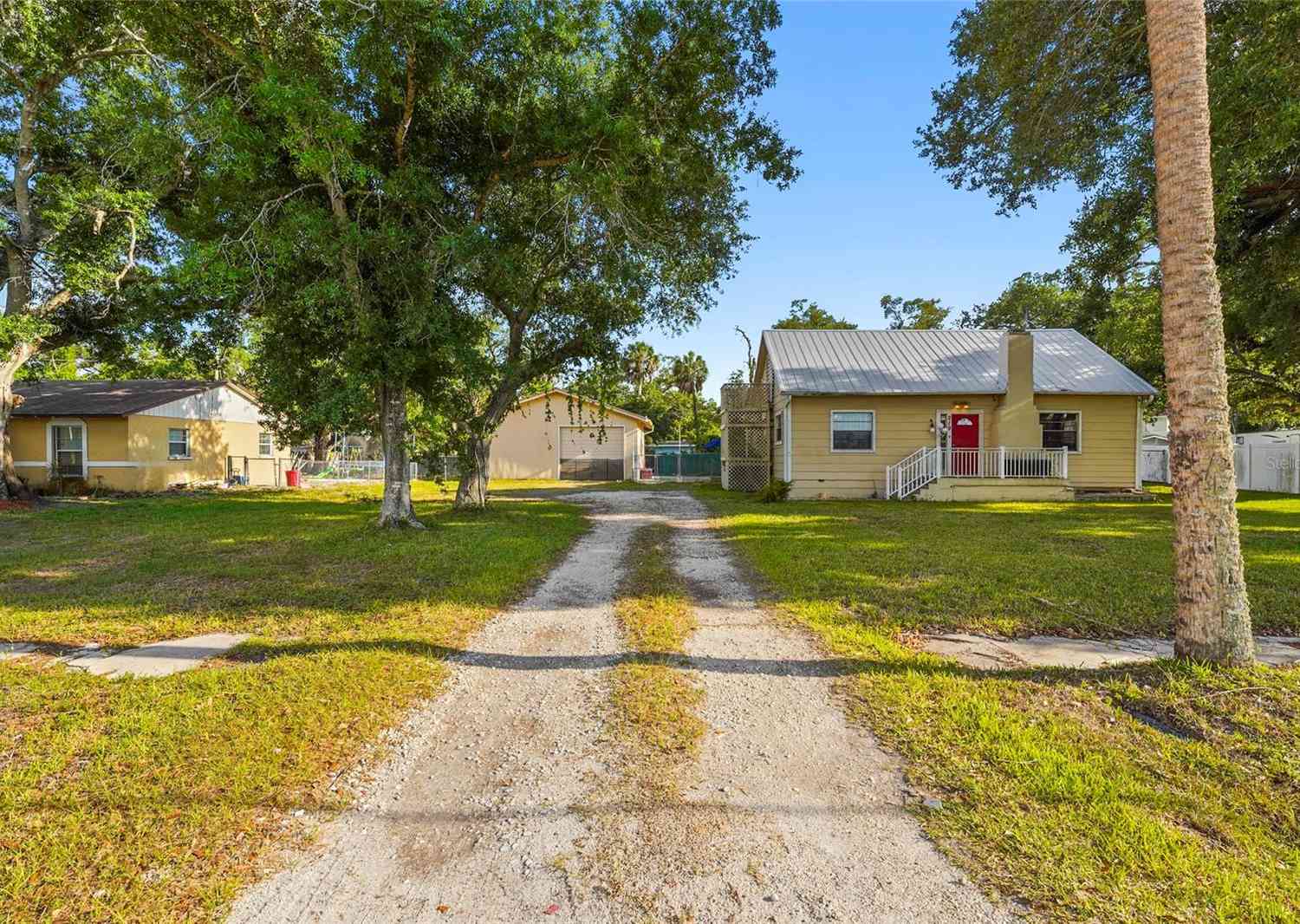 Homes For Sale - 219 39th Street<br/> PALMETTO, FL 34221