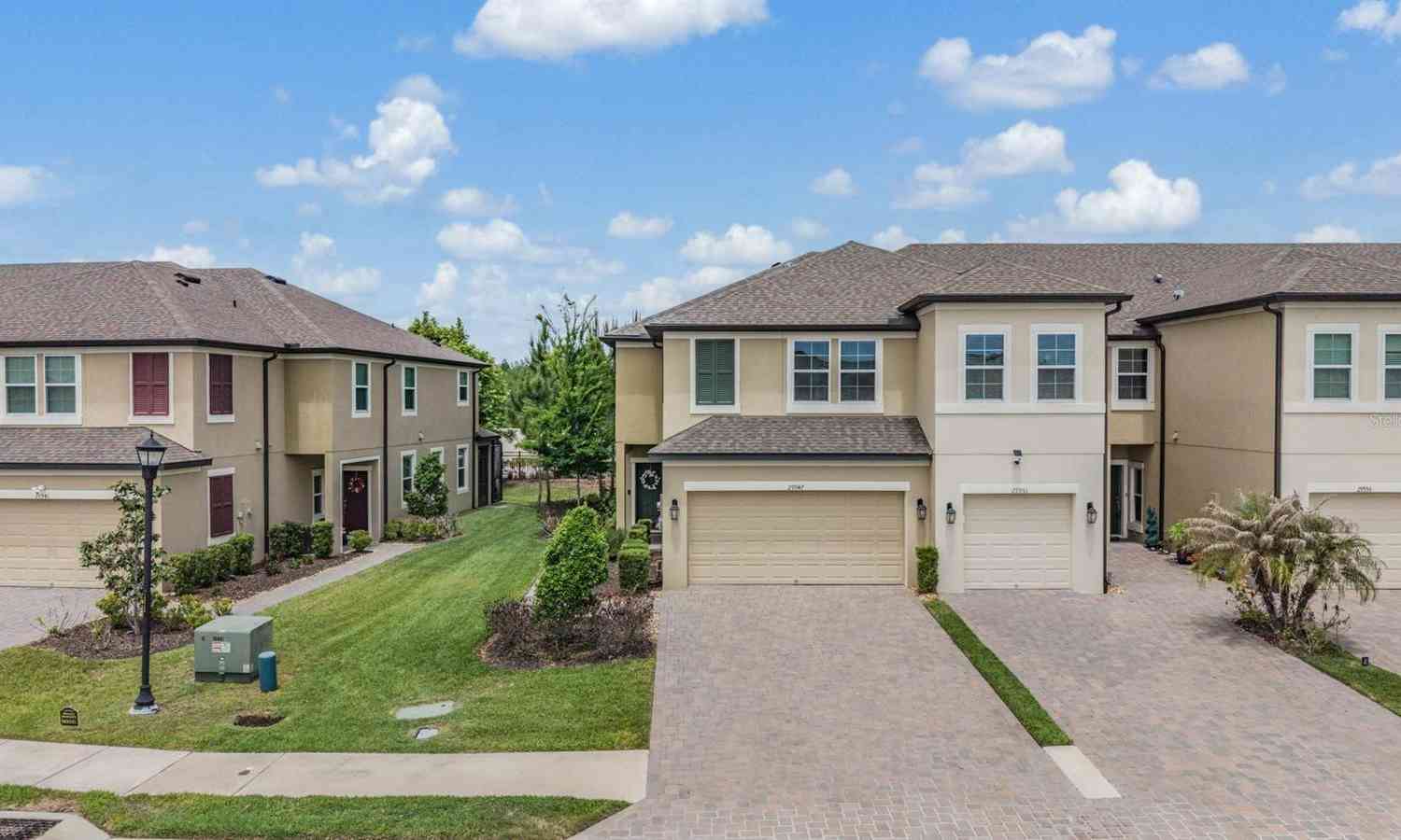 Townhouse For Sale - 29947 Southwell Lane<br/> Wesley Chapel, FL 33543