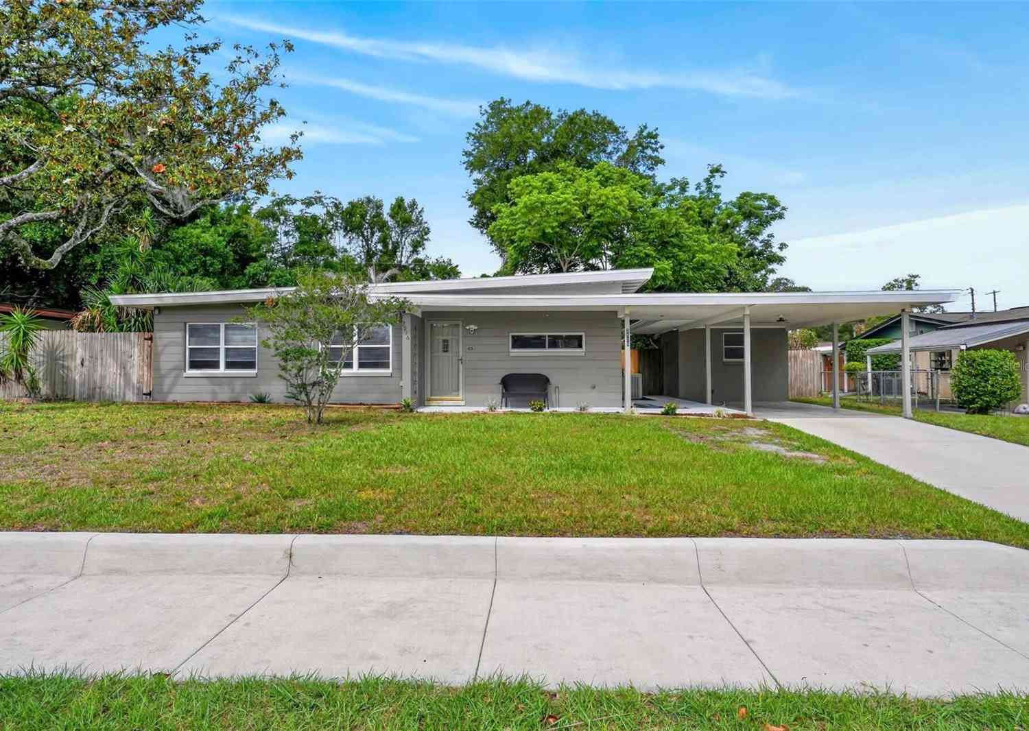 Homes For Sale - 2916 Hidalgo Drive<br/> ORLANDO, FL 32812