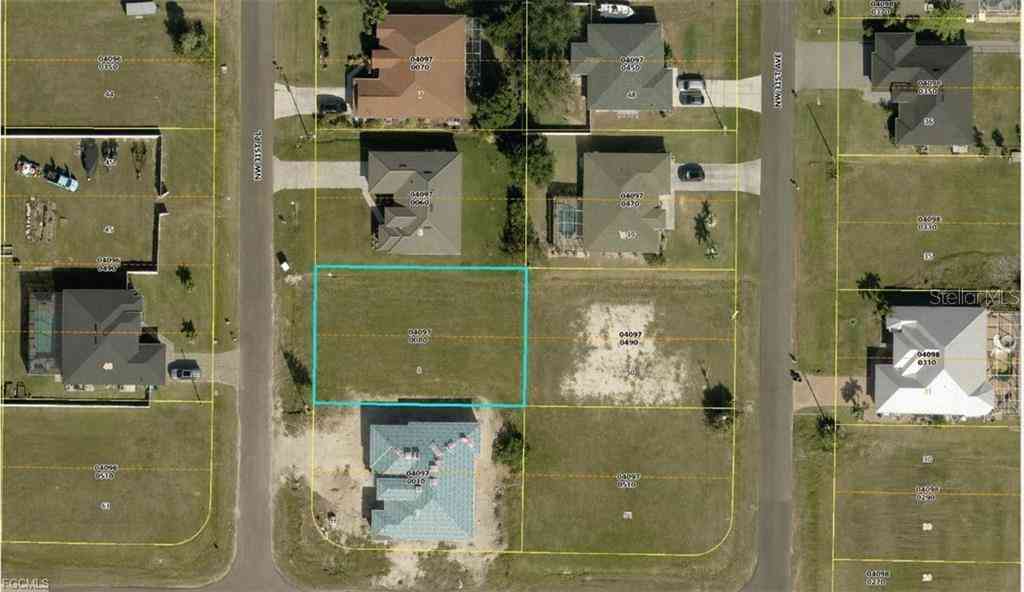 Vacant Land For Sale - 1605 NW 31st Place<br/> CAPE CORAL, FL 33993
