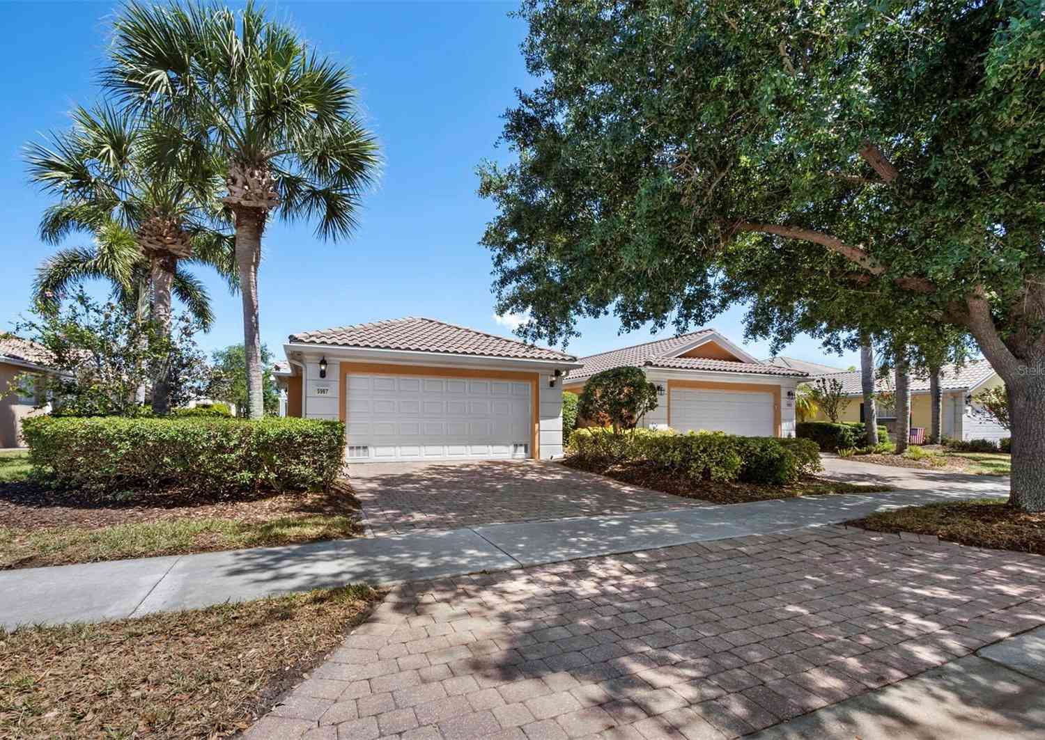 Homes For Sale - 5967 Benevento Drive<br/> SARASOTA, FL 34238