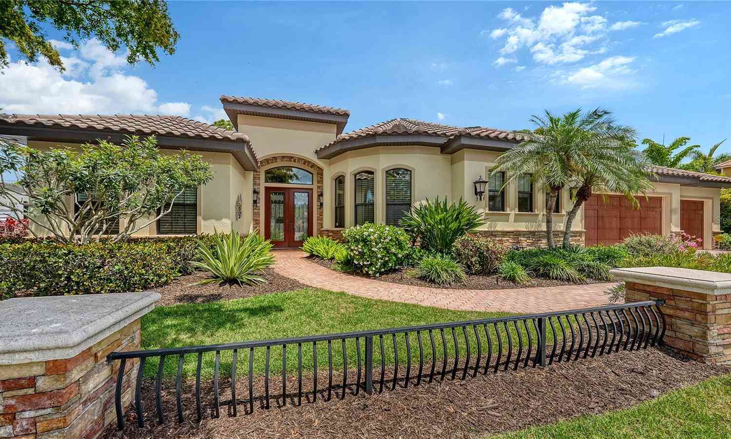 Homes For Sale - 1885 Clematis Street<br/> SARASOTA, FL 34239