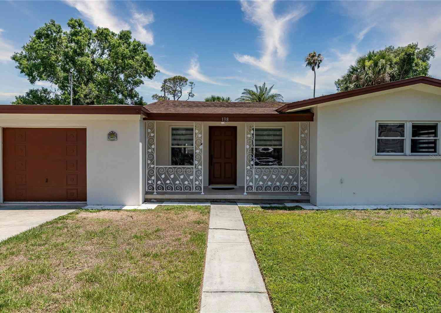 Homes For Sale - 138 Pearl Avenue<br/> SARASOTA, FL 34243