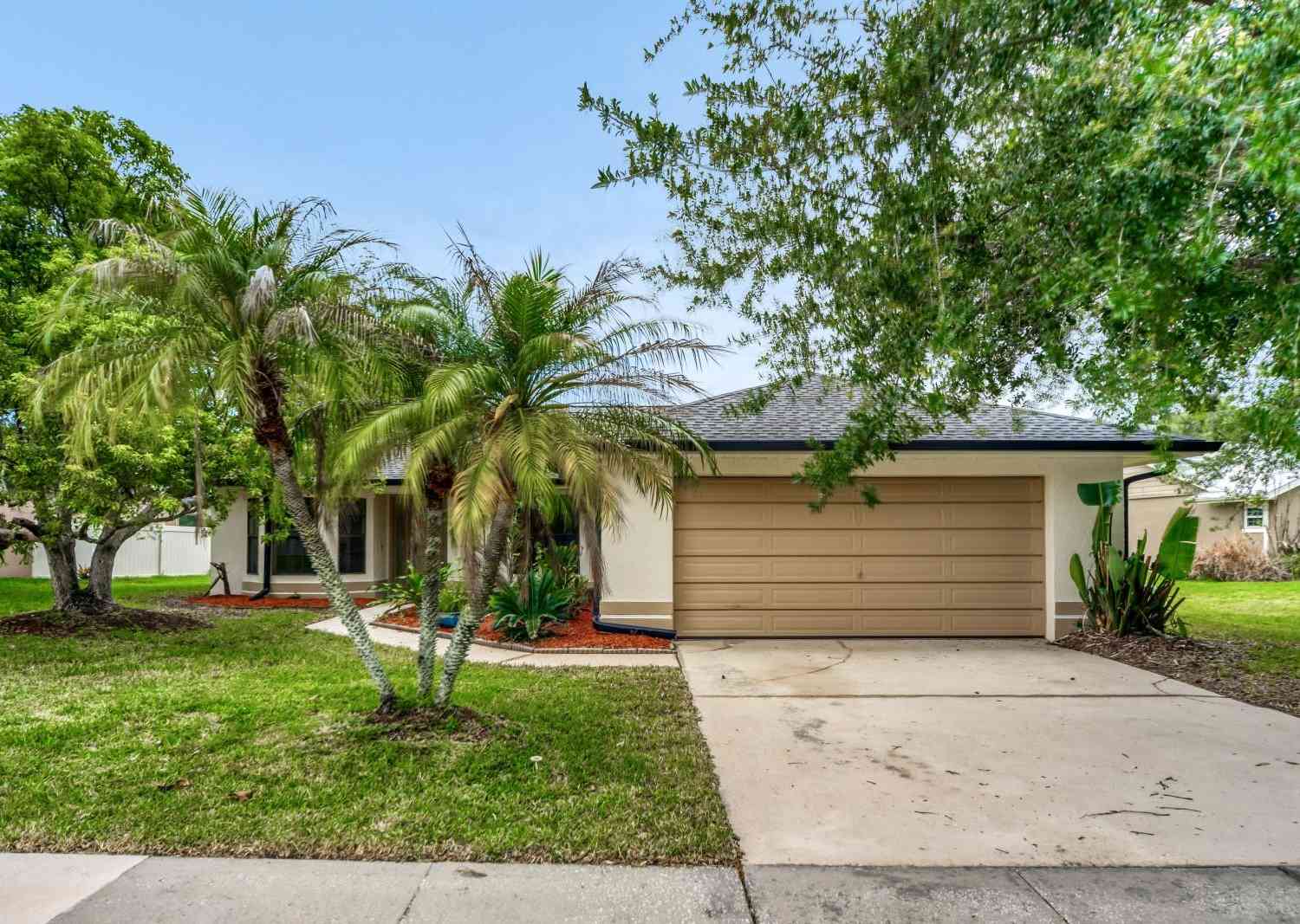 Homes For Sale - 2627 Talon Court<br/> ORLANDO, FL 32837
