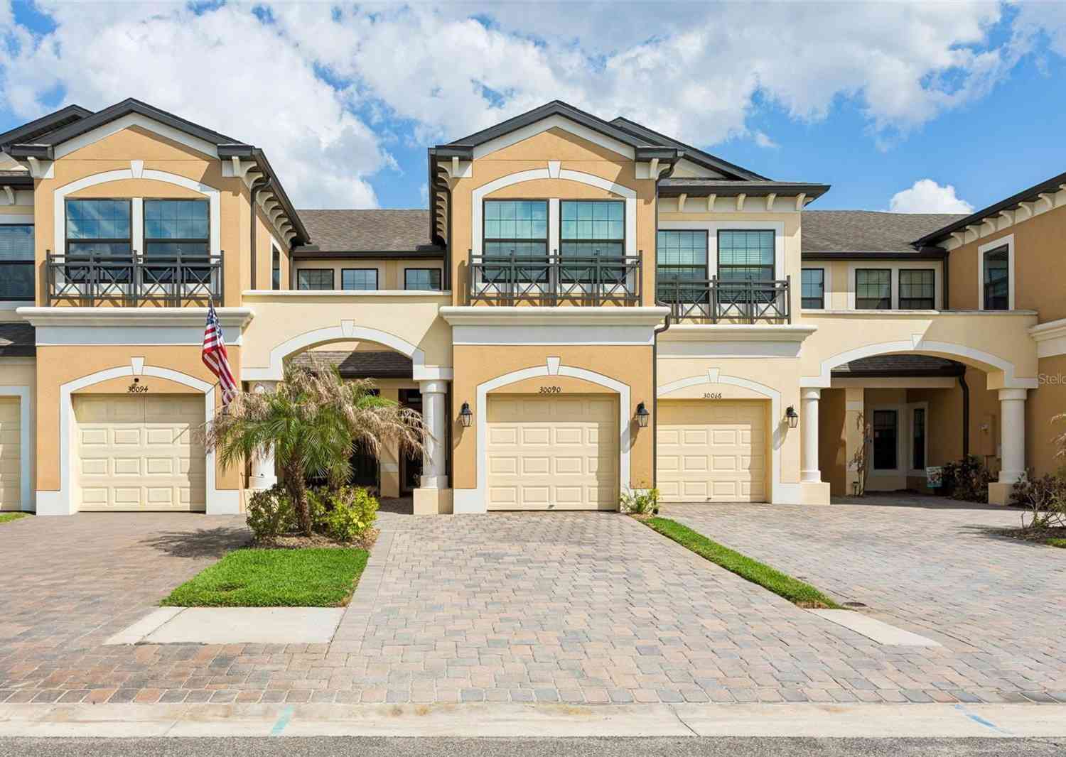 Townhouse For Sale - 30090 Southwell Lane<br/> Wesley Chapel, FL 33543