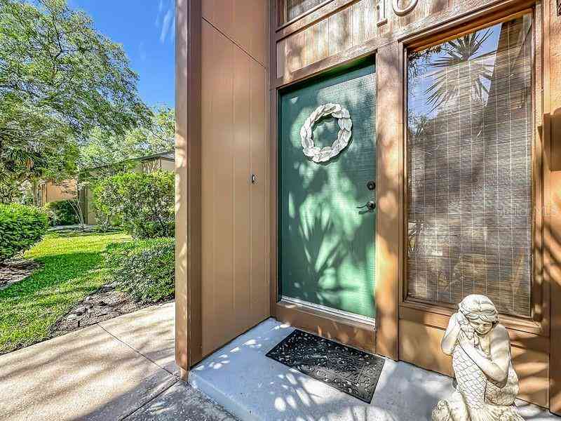 Condo For Sale - 10 Oakmont Court #10<br/> Flagler County, PALM COAST, FL 32137