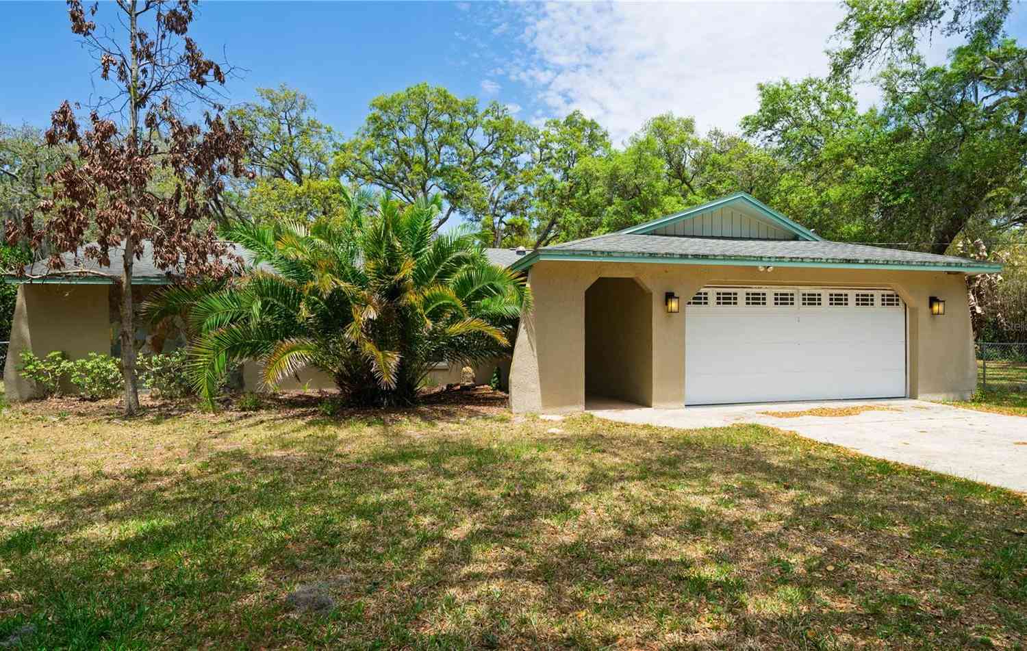 Homes For Sale - 12615 Oak Tree Drive<br/> HUDSON, FL 34667