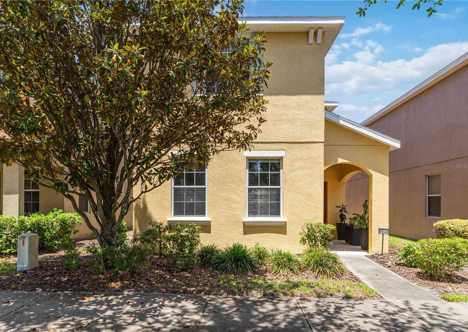 Homes For Sale - 9040 Aspen Hollow Place<br/> RIVERVIEW, FL 33578