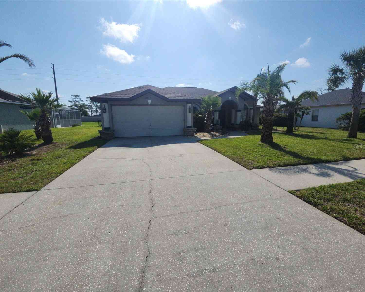 Homes For Sale - 4028 Breckland Court<br/> SPRING HILL, FL 34609