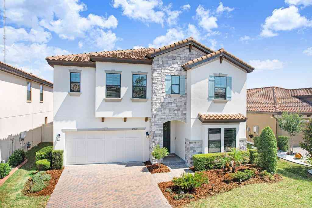 Homes For Sale - 11239 Fish Eagle Drive<br/> RIVERVIEW, FL 33569