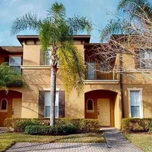 Townhouse For Sale - 216 Calabria Avenue<br/> DAVENPORT, FL 33897
