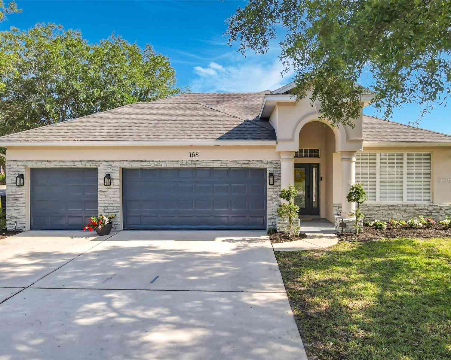 Homes For Sale - 168 Bradwick Circle<br/> DEBARY, FL 32713