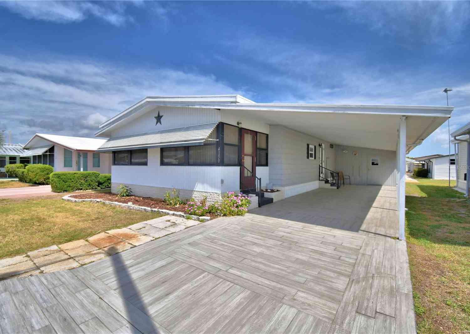Mobile Home For Sale - 4150 Rolling Oaks Drive<br/> WINTER HAVEN, FL 33880