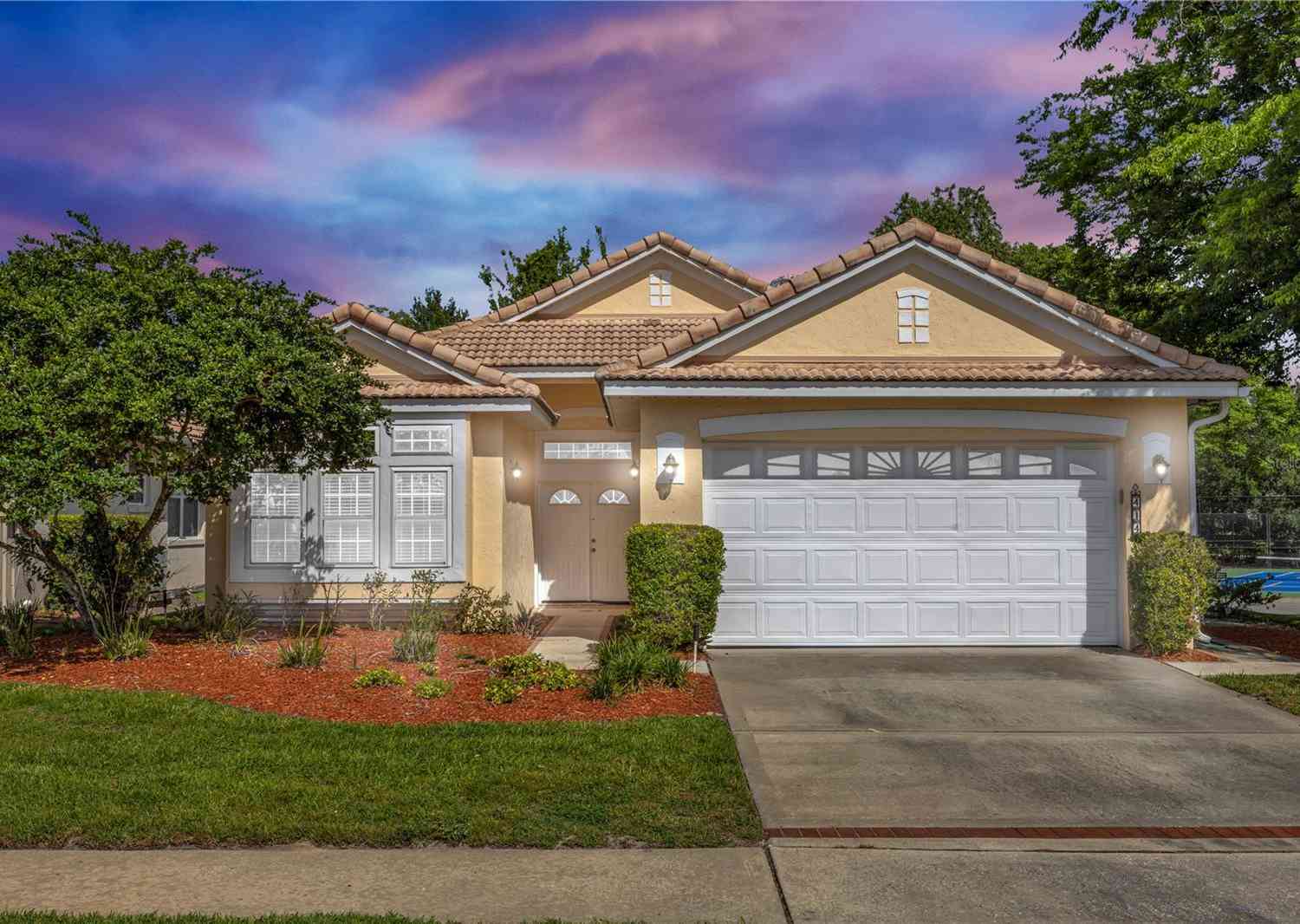 Homes For Sale - 414 Fairlane Drive<br/> DEBARY, FL 32713