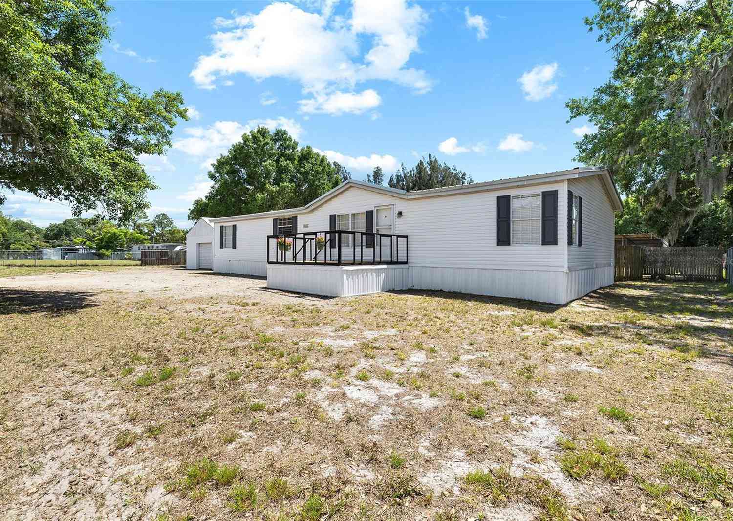 Mobile Home For Sale - 12507 Icewood Court<br/> RIVERVIEW, FL 33579