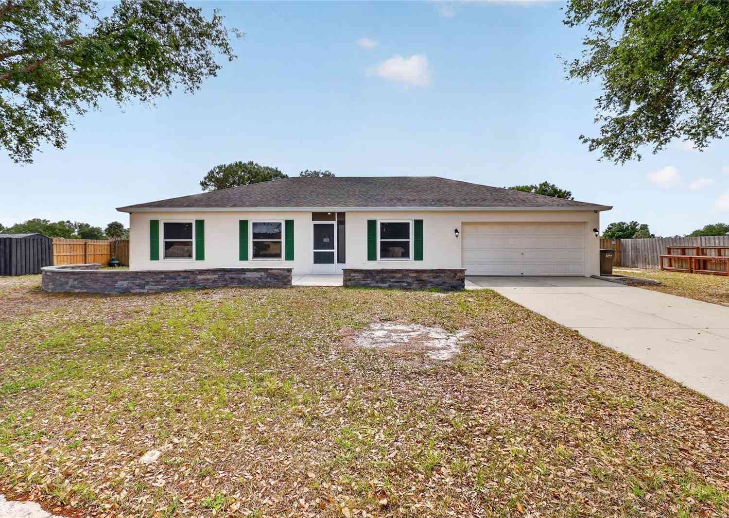 Homes For Sale - 12119 Colonial Estates Lane<br/> RIVERVIEW, FL 33579