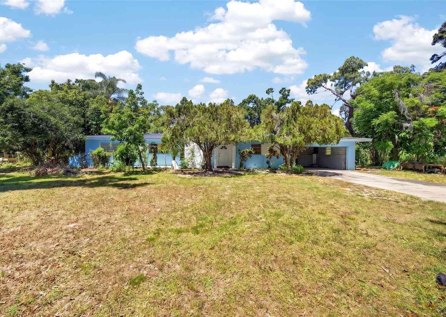 Homes For Sale - 4725 N Tuttle Avenue<br/> SARASOTA, FL 34234