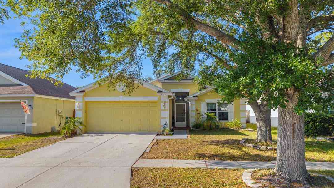 Homes For Sale - 10510 Egret Haven Lane<br/> RIVERVIEW, FL 33578