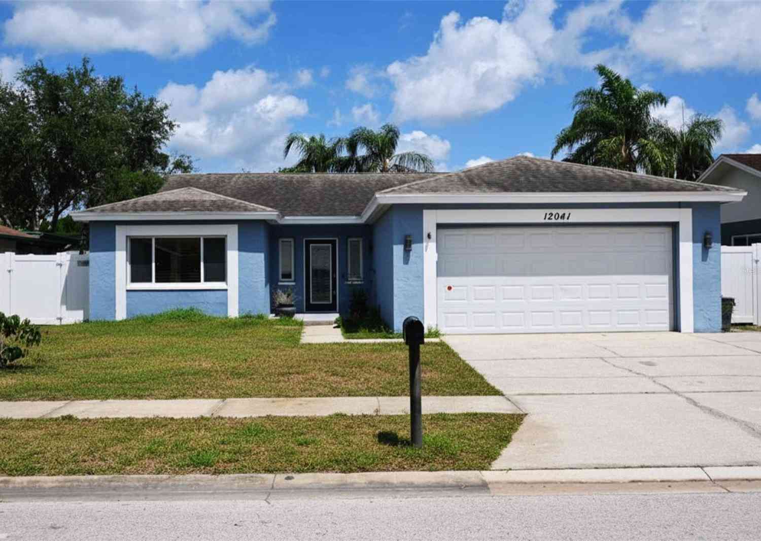 Homes For Sale - 12041 70th Street<br/> LARGO, FL 33773