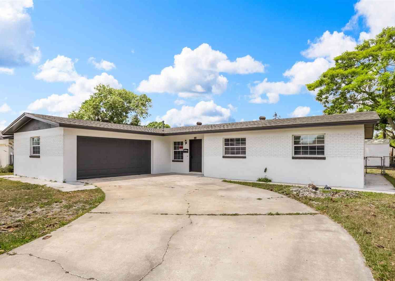 Homes For Sale - 940 Sonata Lane<br/> ORLANDO, FL 32825