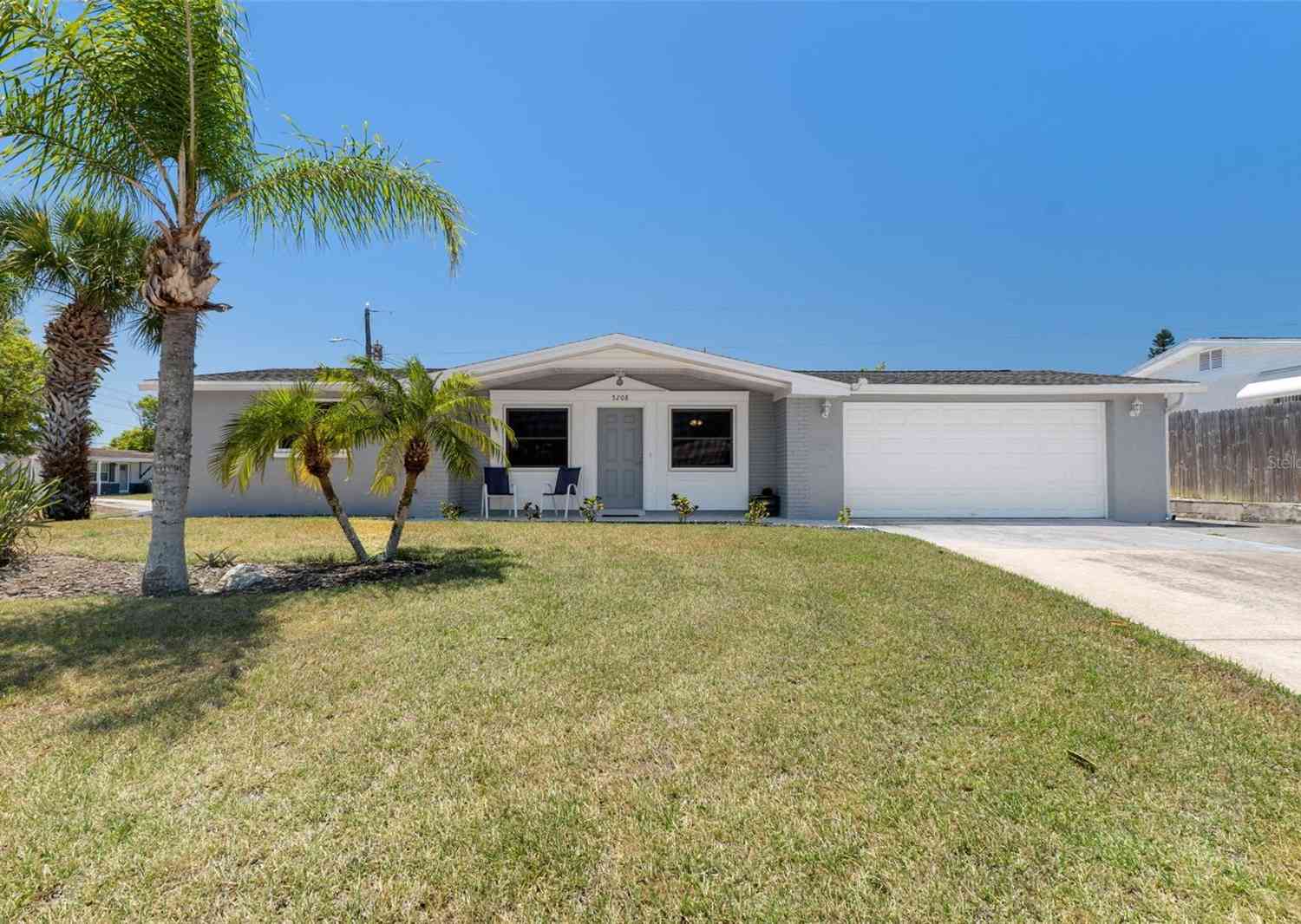 Homes For Sale - 5208 Cicero Drive<br/> Pasco County, New Port Richey, FL 34652