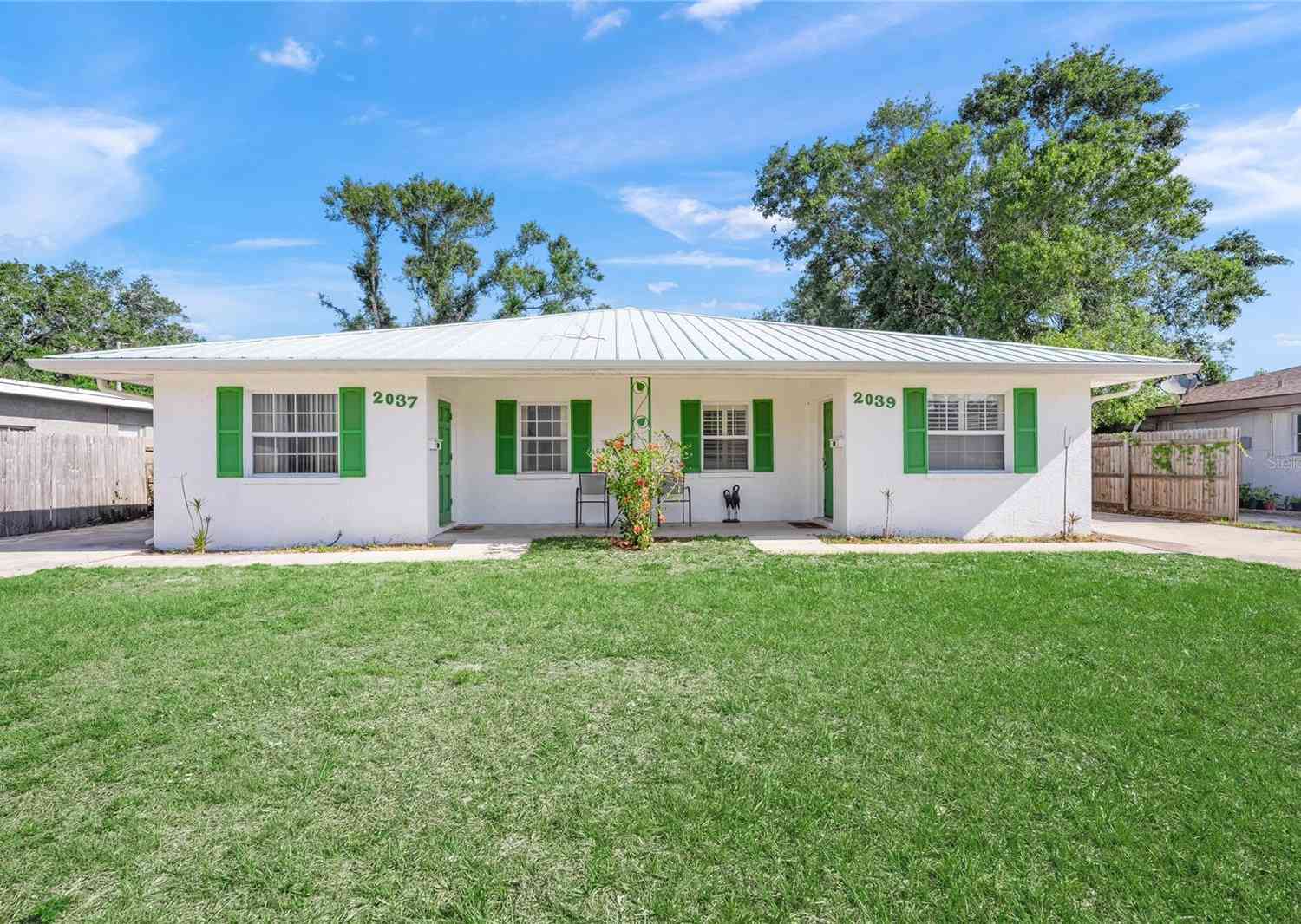 Homes For Sale - 2037 AND 2039 Jo An Drive<br/> SARASOTA, FL 34231