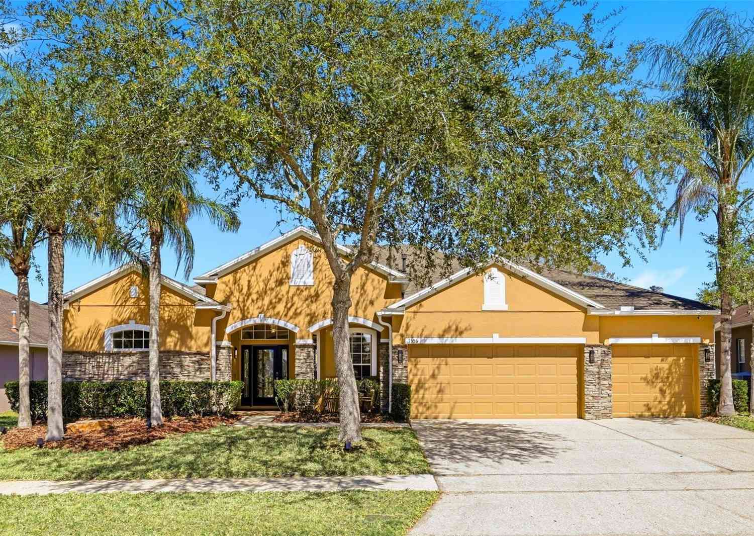 Homes For Sale - 1356 Anna Catherine Drive<br/> ORLANDO, FL 32828