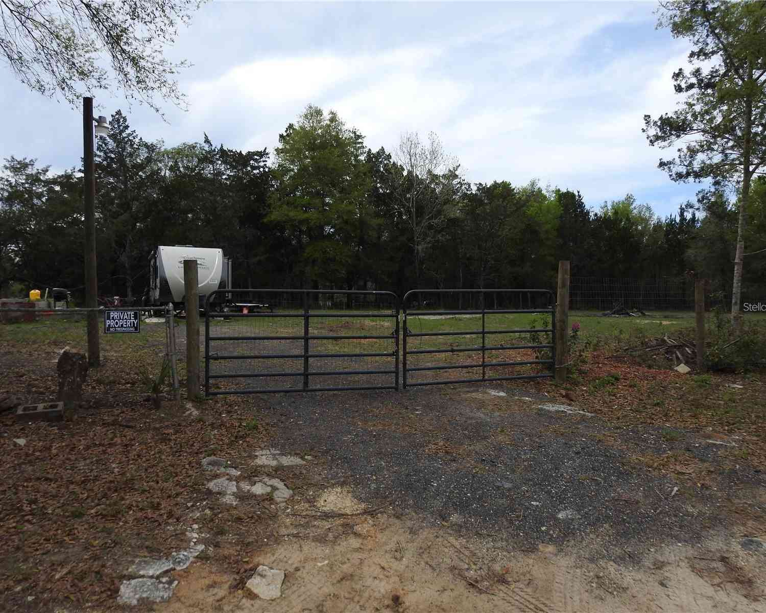 Vacant Land For Sale - 103 George Drive<br/> INTERLACHEN, FL 32148