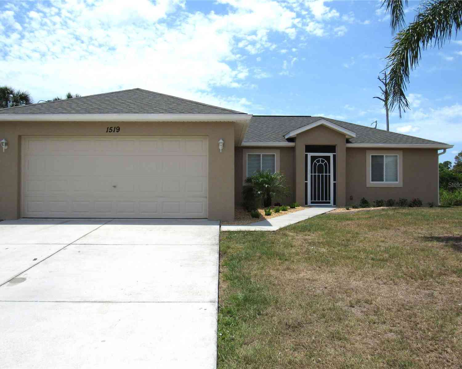 Homes For Sale - 1519 Nora Lane<br/> NORTH PORT, FL 34286