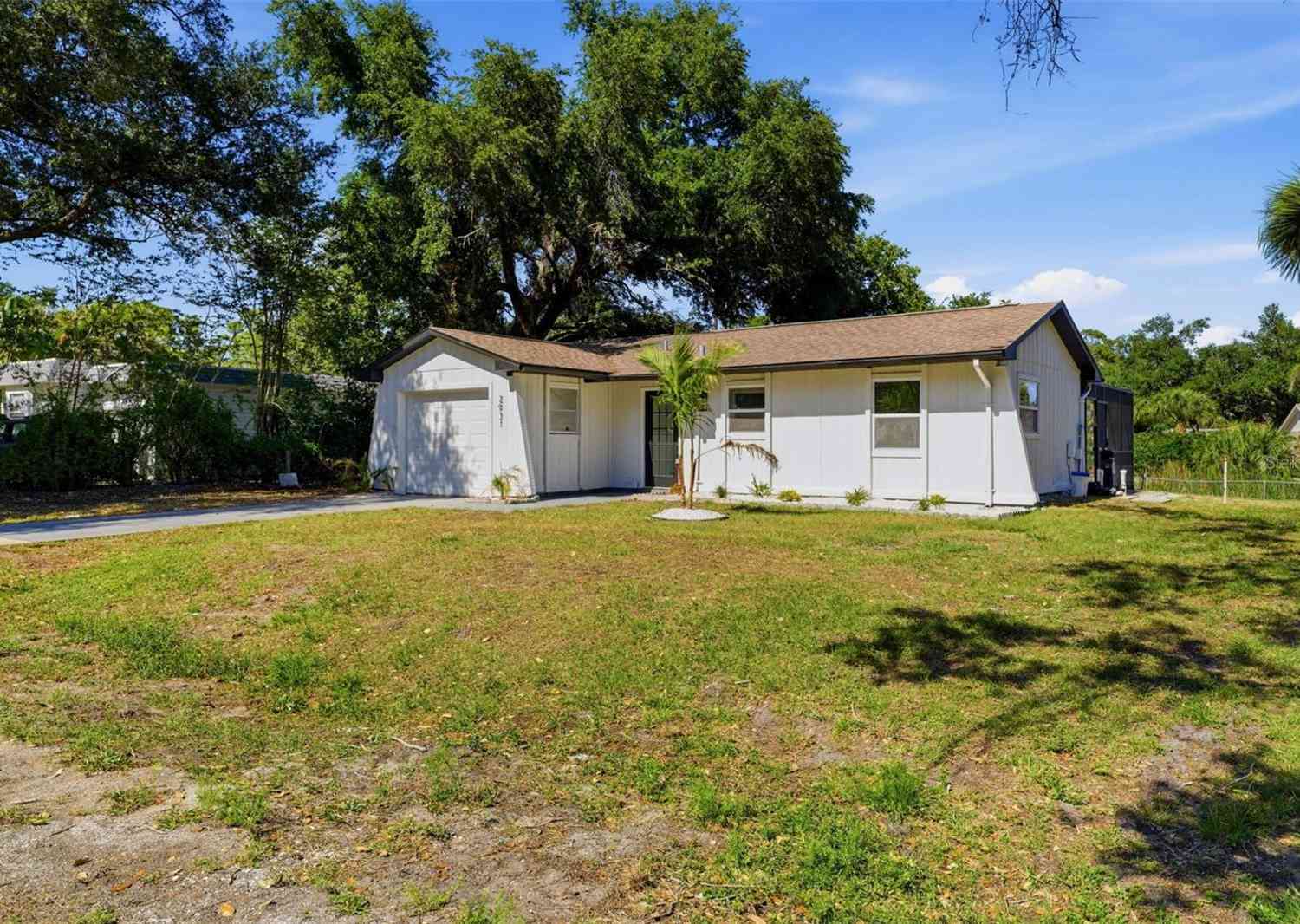 Homes For Sale - 2931 Arrowhead Road<br/> VENICE, FL 34293