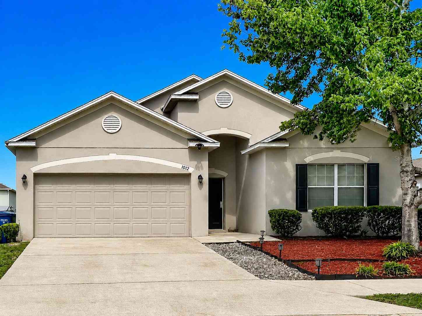 Homes For Sale - 1012 SW 242nd Terrace<br/> NEWBERRY, FL 32669
