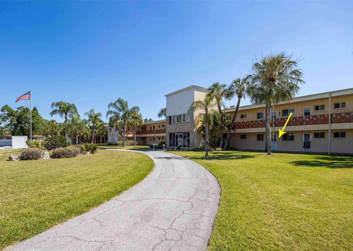 Condo For Sale - 2900 45th Street #7<br/> GULFPORT, FL 33711