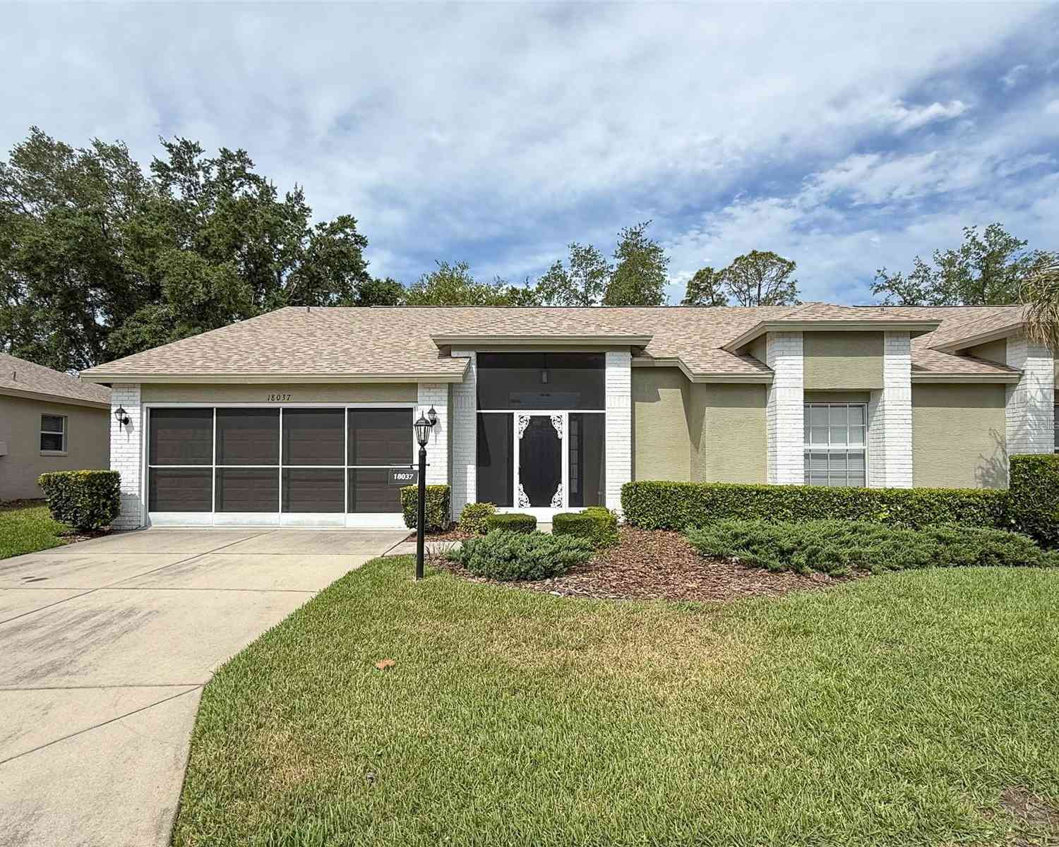 Homes For Sale - 18037 Baywood Forest Drive<br/> HUDSON, FL 34667