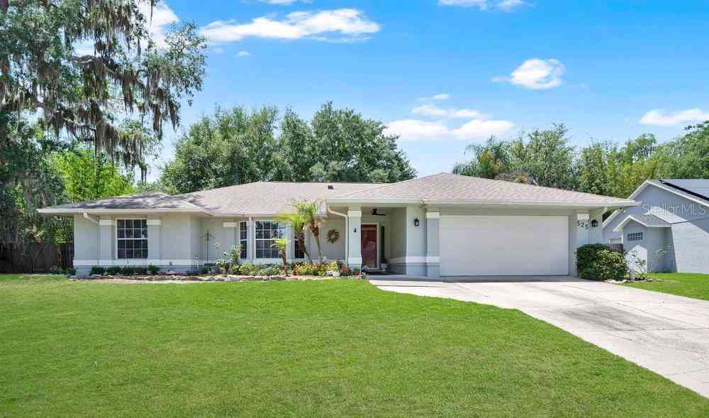 Homes For Sale - 525 Rachael Court<br/> Seminole County, OVIEDO, FL 32765
