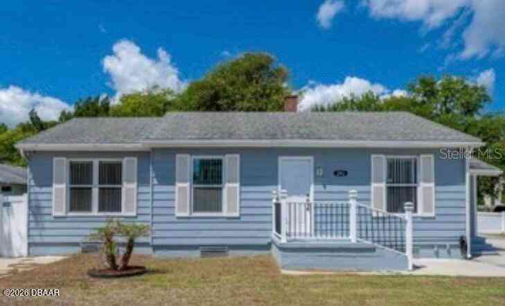 Homes For Sale - 243 N Peninsula Drive<br/> DAYTONA BEACH, FL 32118