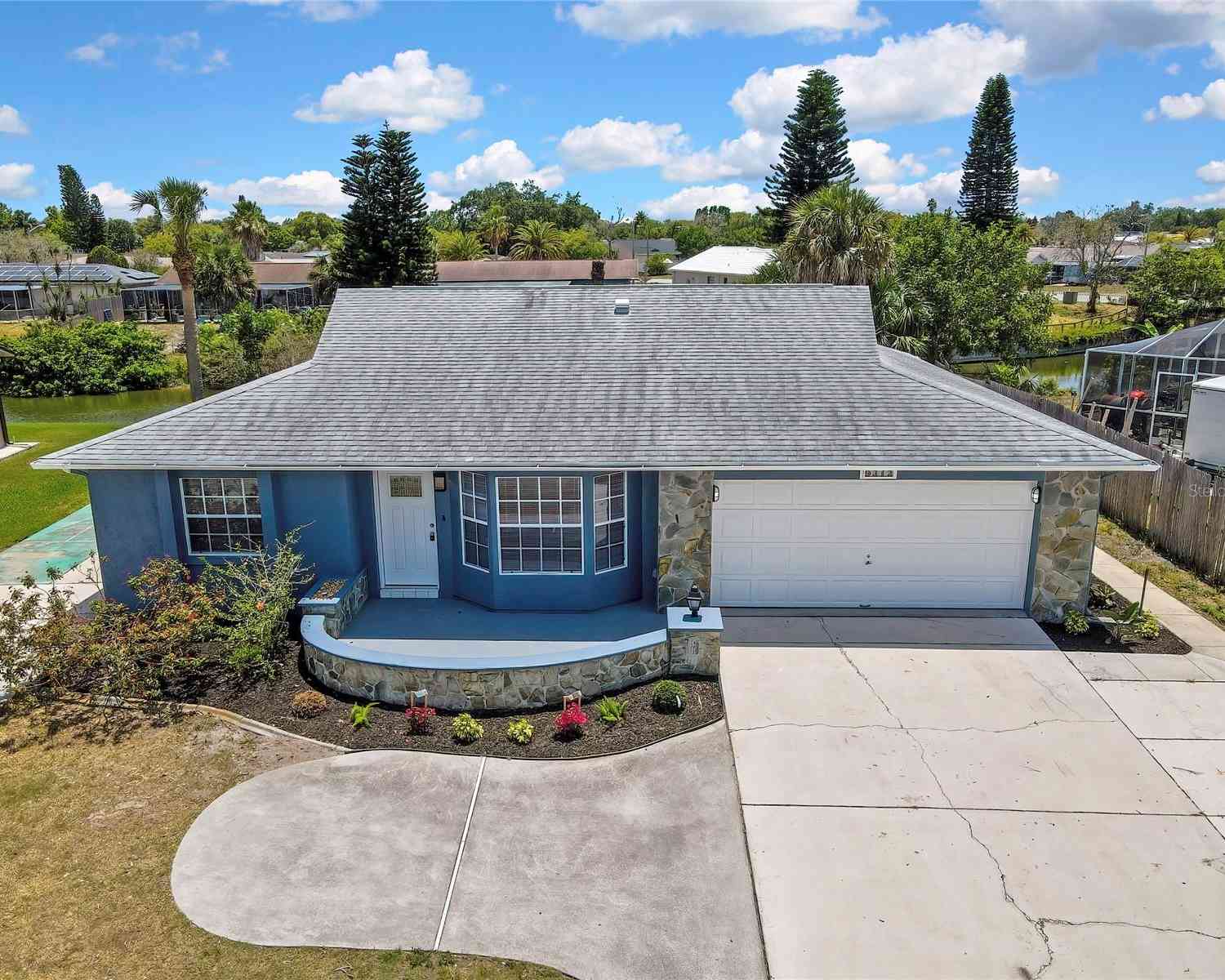 Homes For Sale - 9312 Lake Christina Lane<br/> PORT RICHEY, FL 34668