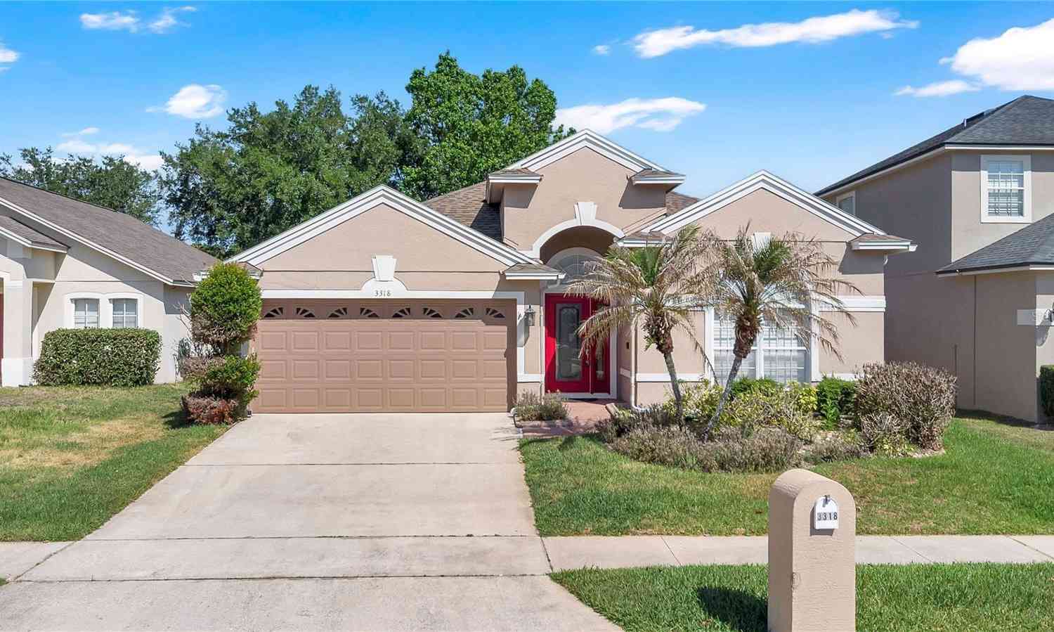 Homes For Sale - 3318 Foxcroft Circle<br/> Seminole County, OVIEDO, FL 32765