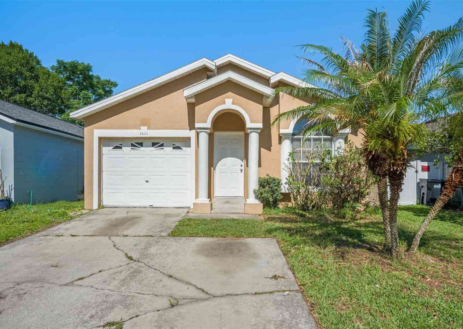 Homes For Sale - 2920 Curry Village Lane<br/> ORLANDO, FL 32822