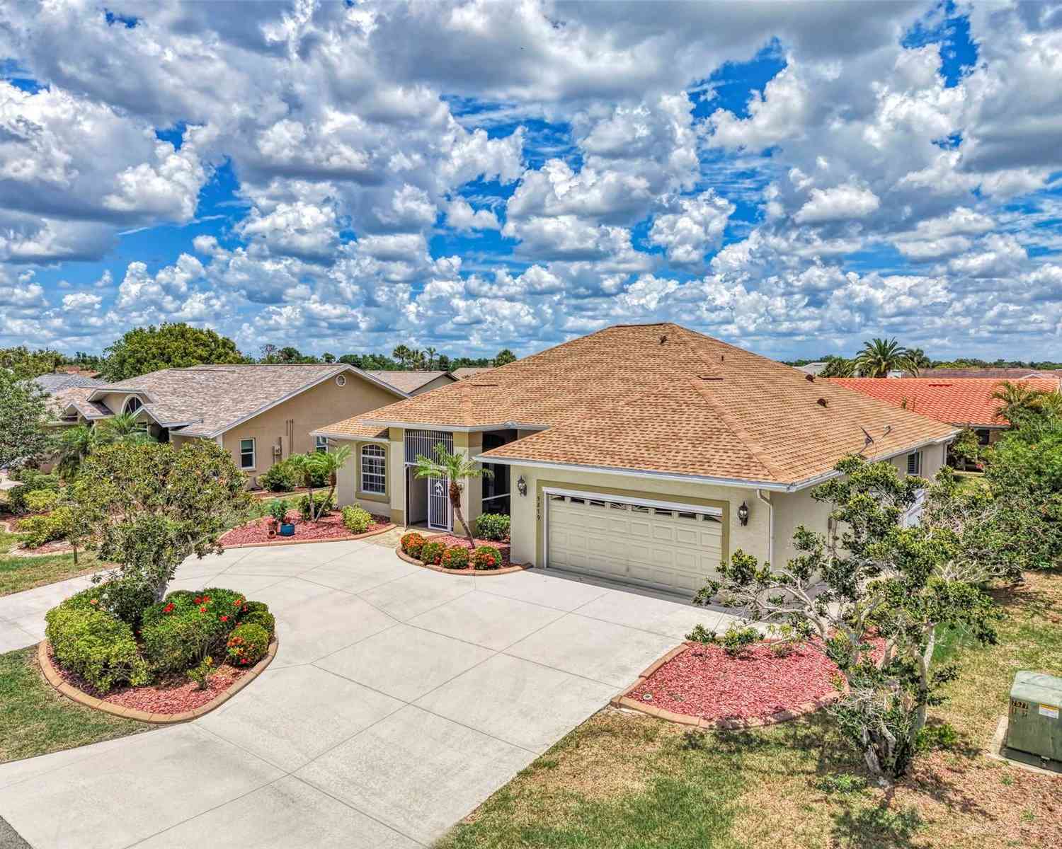 Homes For Sale - 5879 Madison Road<br/> VENICE, FL 34293