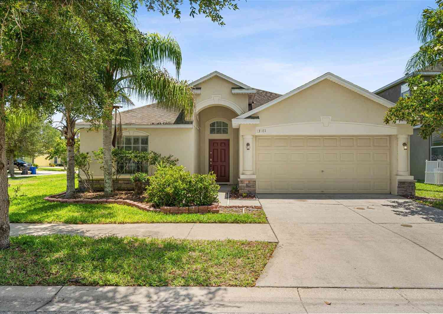 Homes For Sale - 13181 Royal Pines Avenue<br/> RIVERVIEW, FL 33579