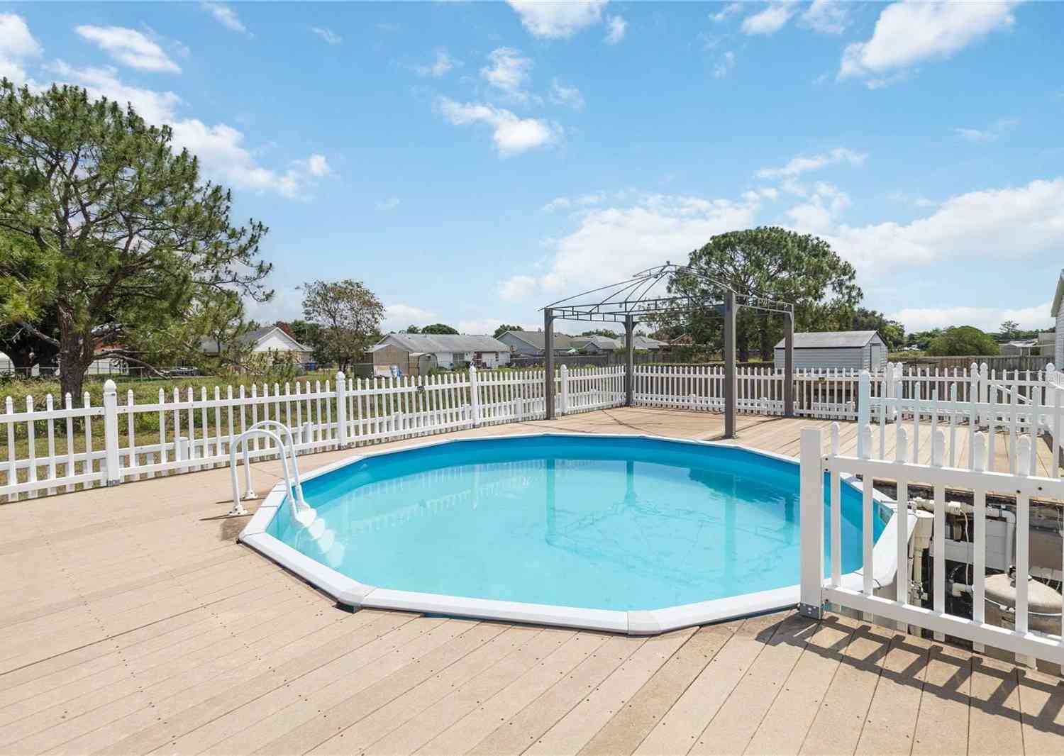 Mobile Home For Sale - 2030 Crystal Lane<br/> Osceola County, Saint Cloud, FL 34769