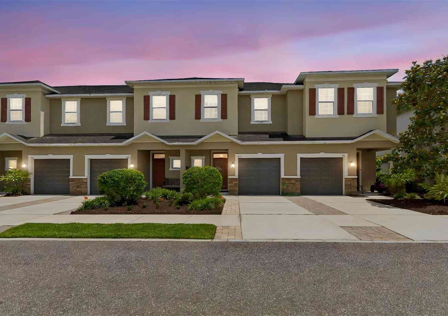 Townhouse For Sale - 510 Cabernet Way<br/> Pinellas County, OLDSMAR, FL 34677