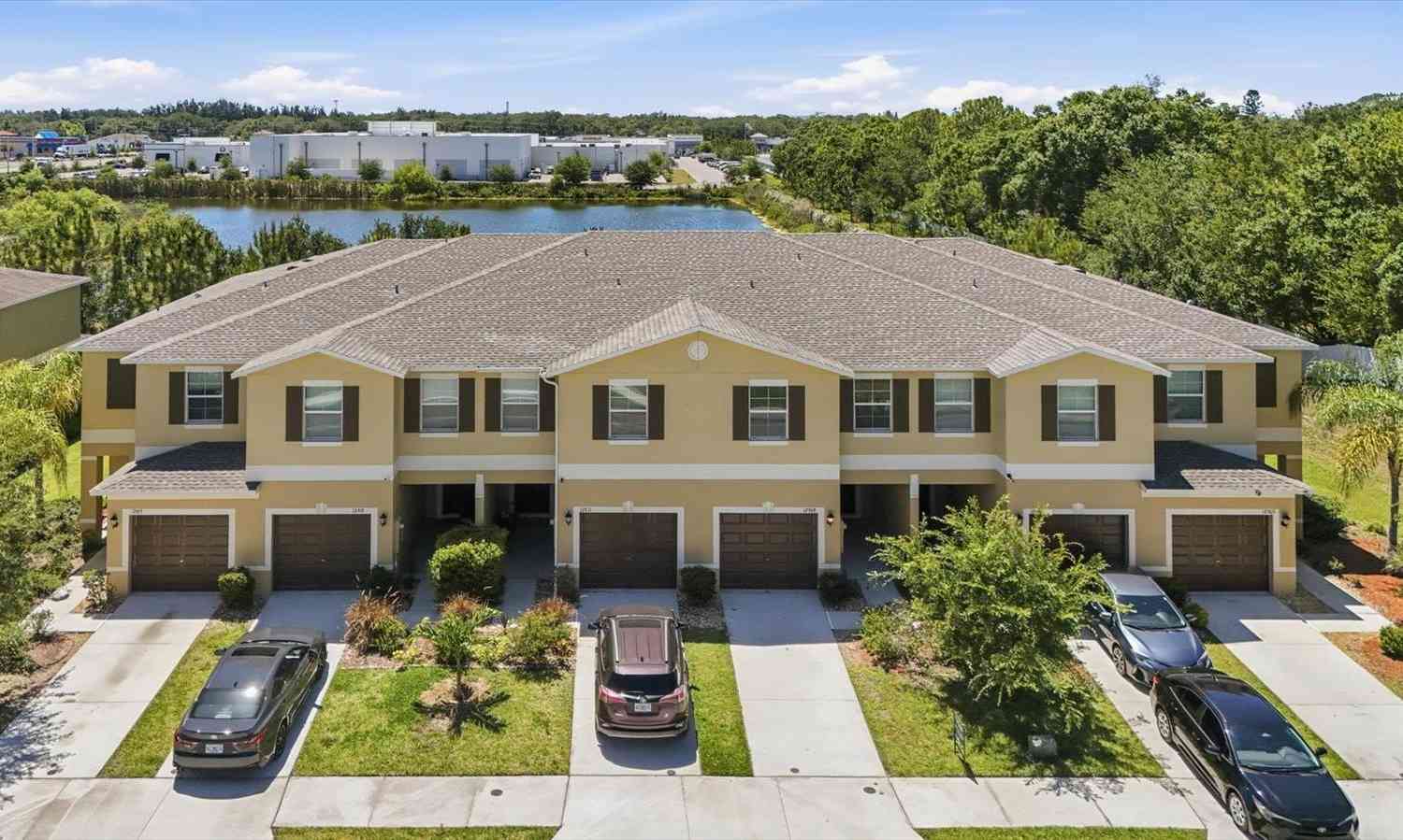 Townhouse For Sale - 12909 Dream Catcher Way<br/> RIVERVIEW, FL 33579