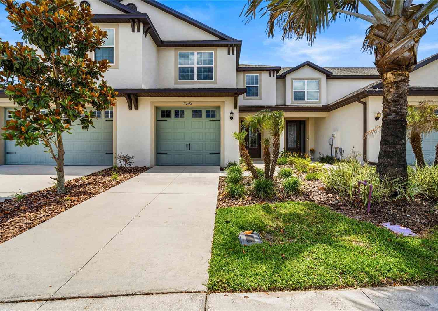 Townhouse For Sale - 11240 Cay Spruce Way<br/> SAN ANTONIO, FL 33576